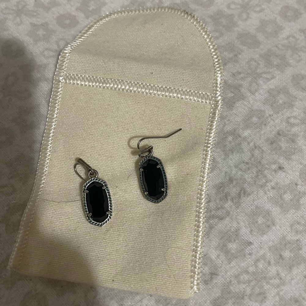 Kendra Scott small black earrings